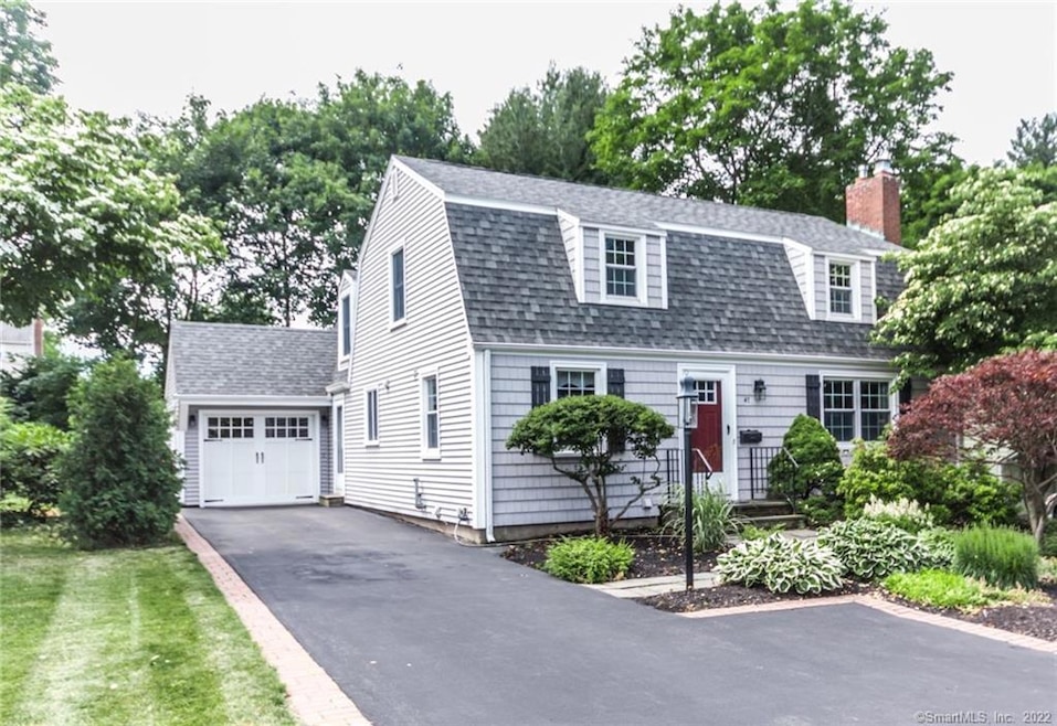 47 Southwood Rd, Newington, CT 06111 - photo 1