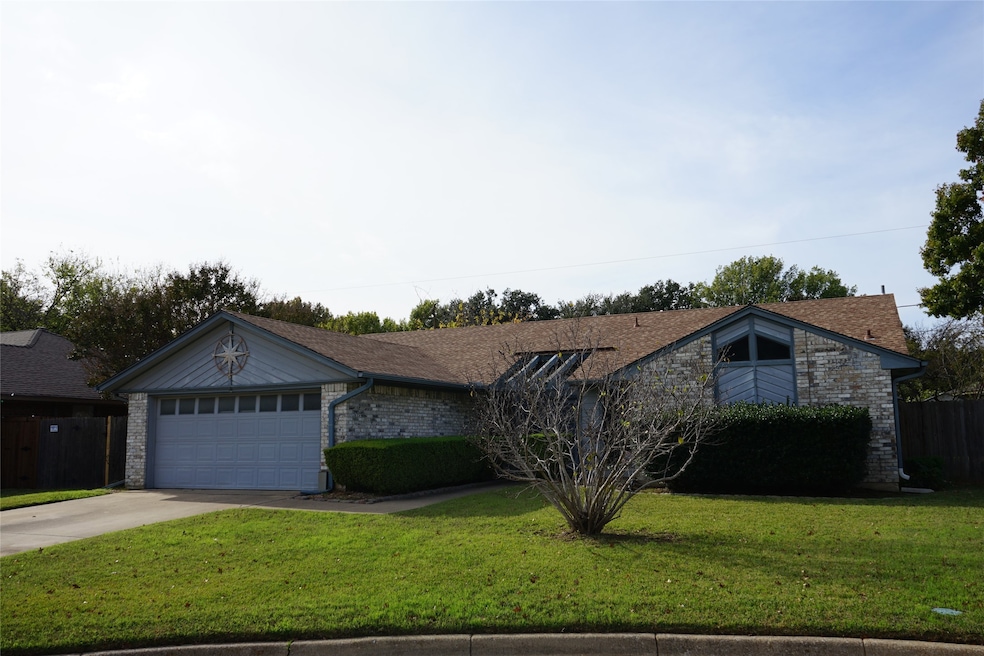 5104 El Rancho Ct, Arlington, TX 76017 - photo 1