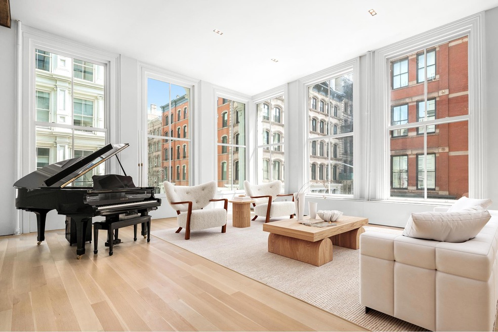 31 1/2 Greene St unit 2, New York, NY 10013 - photo 1