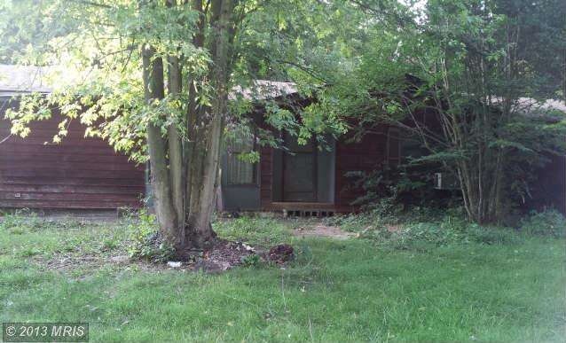 128 Outback Dr, Bunker Hill, WV 25413 - photo 1