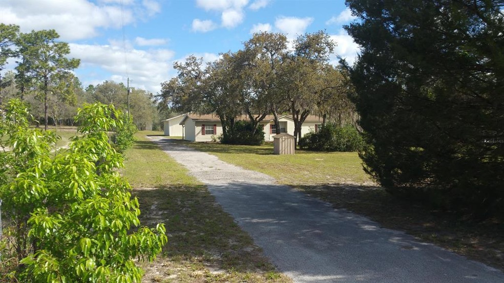 17581 SW 47th St, Dunnellon, FL 34432 - photo 1