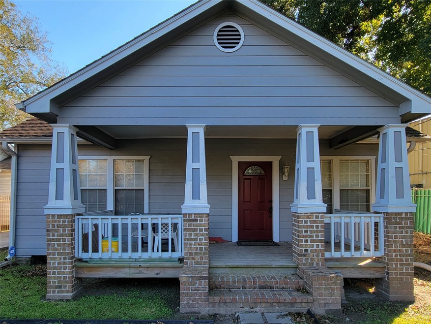 207 Westfield St, Houston, TX 77022 - photo 1