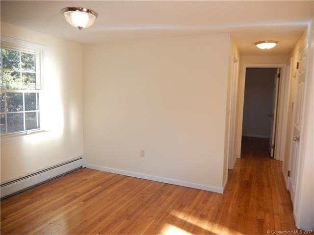 3 Middlesex Dr, Enfield, CT 06082 - photo 1