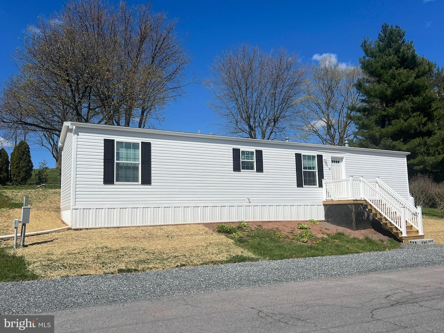 1395 Bowmansville Rd unit 11, Mohnton, PA 19540 - photo 1