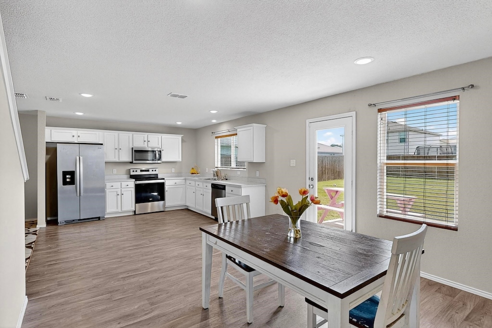 For Sale $285,000 • Co-Listing Agent