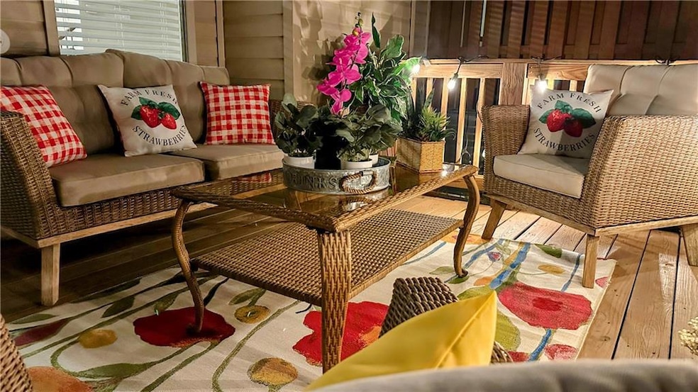 Inviting Deck for Family Reunions