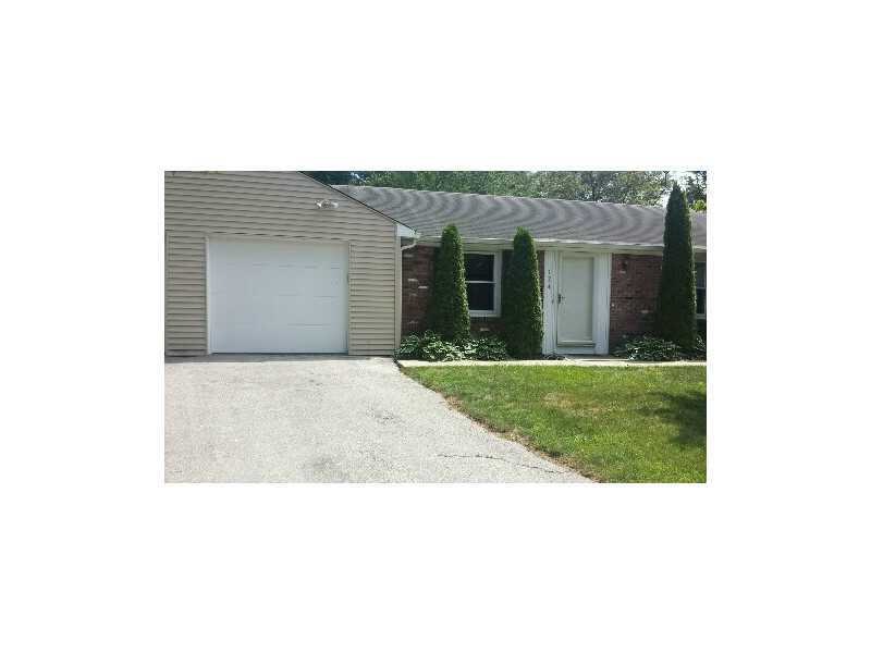 124 Keystone Dr, Warwick, RI 02889 - photo 1