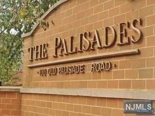 Palisades unit 3110, Fort Lee, NJ 07024 - photo 1