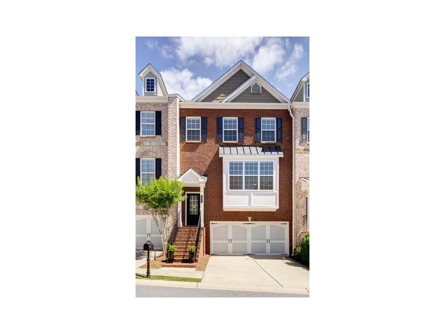 THREE BEDROOM TOWNHOME IN KEDRON FALLS