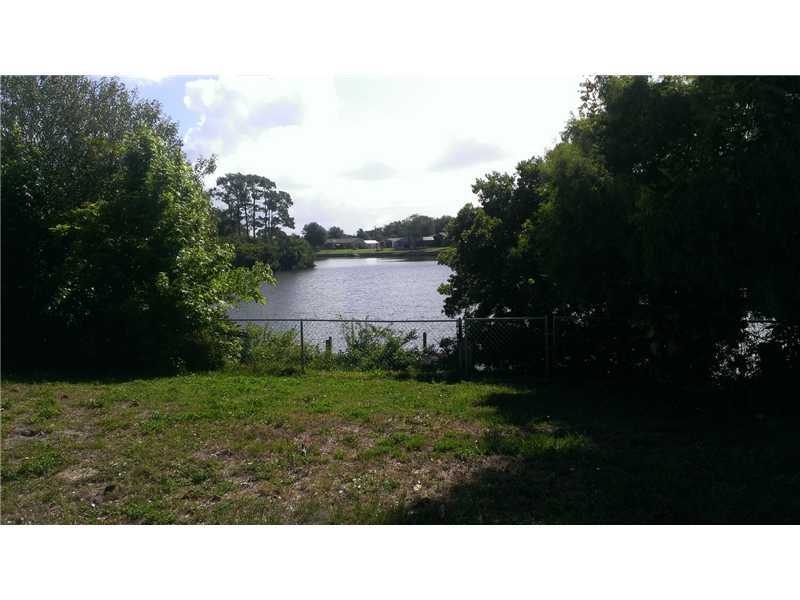 unlisted-address, Sebastian, FL 32958 - photo 1
