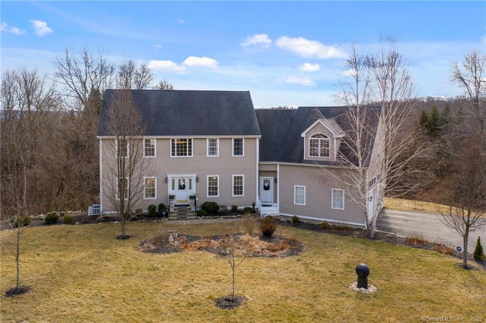 85 Deer Run Dr, Colchester, CT 06415 - photo 1