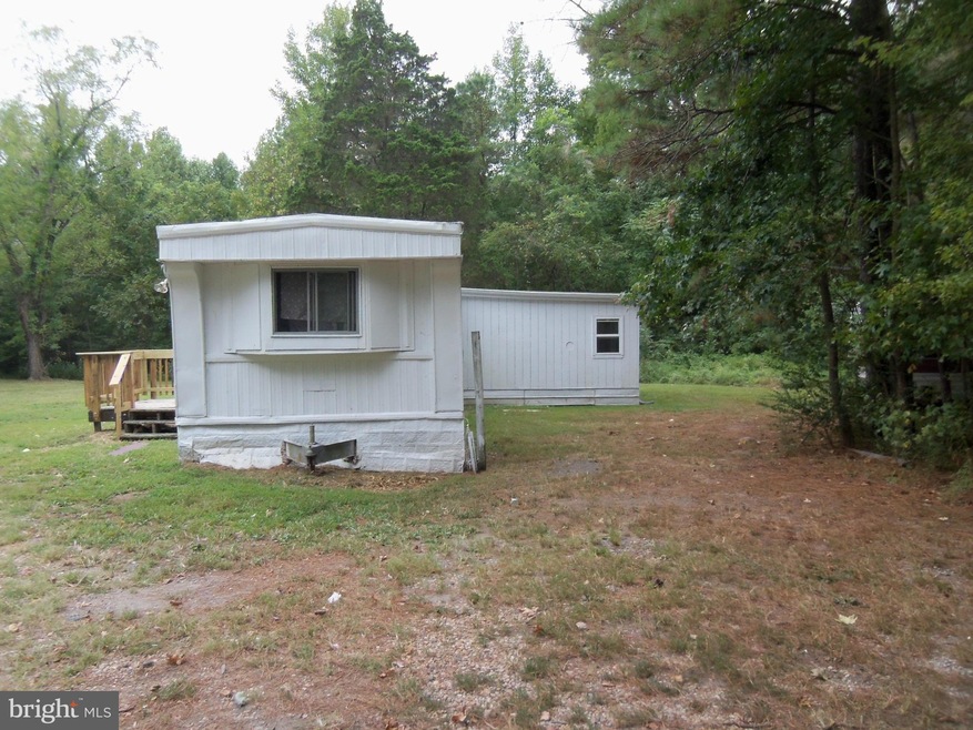 5838 Kings Hwy, Colonial Beach, VA 22443 - photo 1