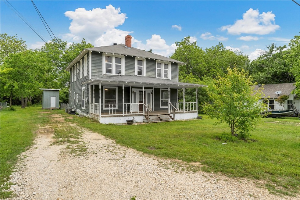 508 Avenue G, Moody, TX 76557 - photo 1