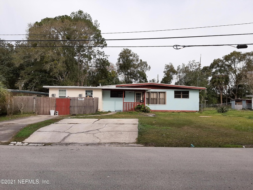6421 Sage Dr, Jacksonville, FL 32210 - photo 1