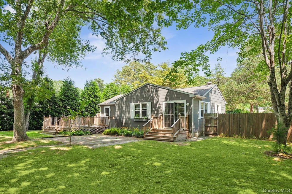 4 E End Ave, East Quogue, NY 11942 - photo 1