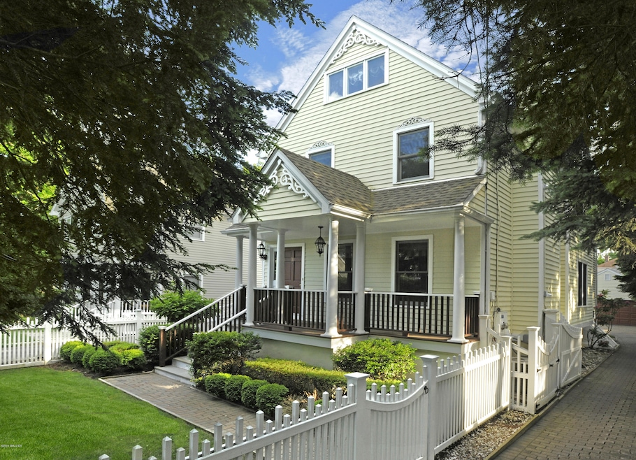 31 Forest Ave, Old Greenwich, CT 06870 - photo 1