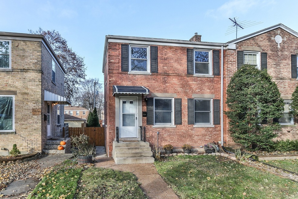 1716 Linden St, Des Plaines, IL 60018 - photo 1