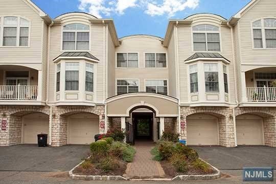 321 Edmonton Ct, Livingston, NJ 07039 - photo 1