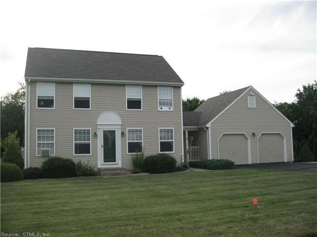 31 Columbia Dr, Manchester, CT 06042 - photo 1