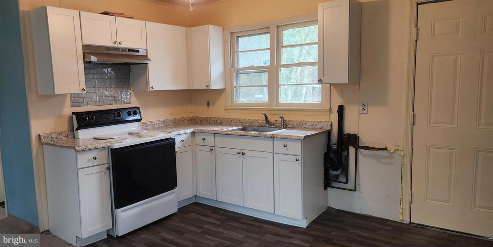 6685 Oak Shade Rd, Bealeton, VA 22712 - photo 1