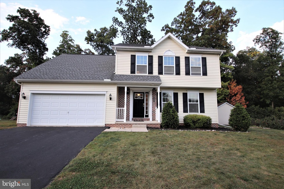 1741 Falcon Ln, Chambersburg, PA 17202 - photo 1