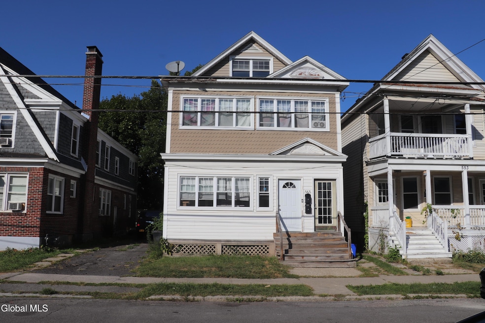 563 Morris St, Albany, NY 12208 - photo 1
