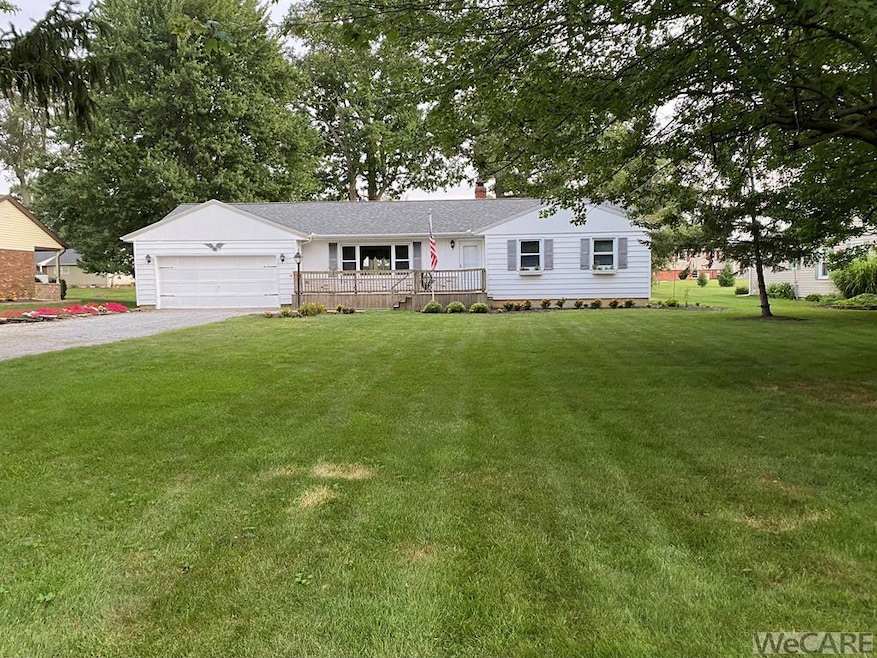 405 Infirmary Rd, Wapakoneta, OH 45895 - photo 1