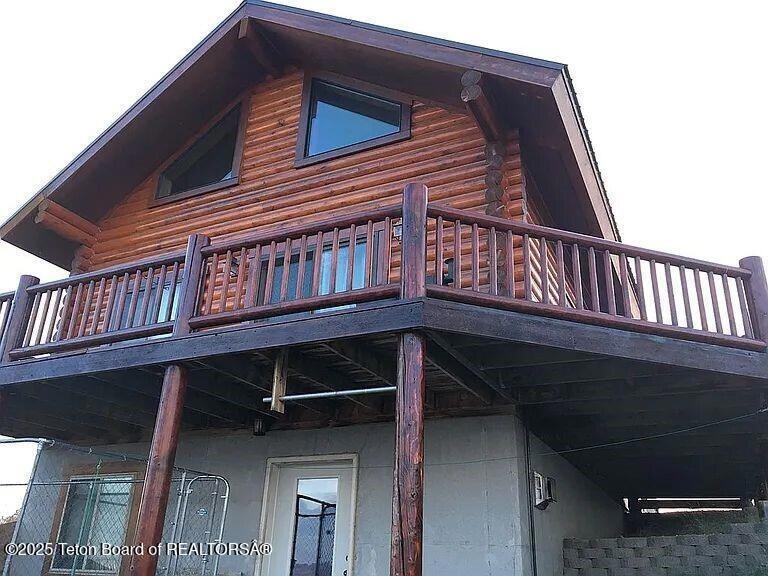 For Sale $460,000