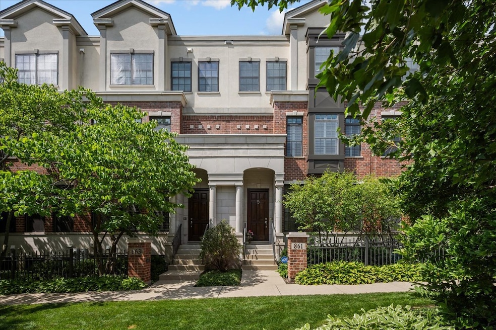 Sold $935,000 • Co-Listing Agent