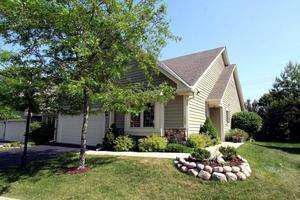 Welcome to 1505 Jane Lane, Waukesha!