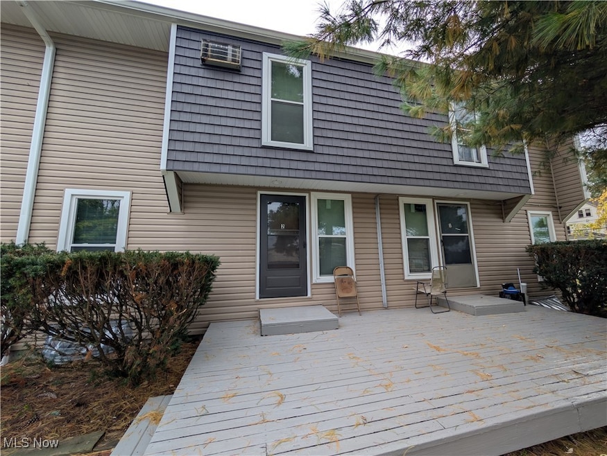 595 Dayton St unit 11, Akron, OH 44310 - photo 1