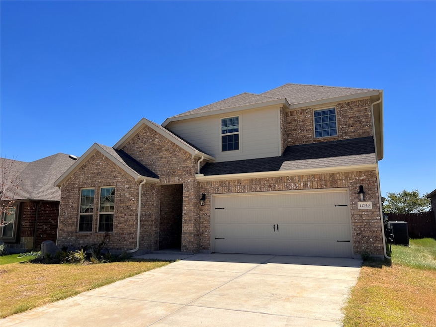11240 Aspen Trail, Aubrey, TX 76227 - photo 1