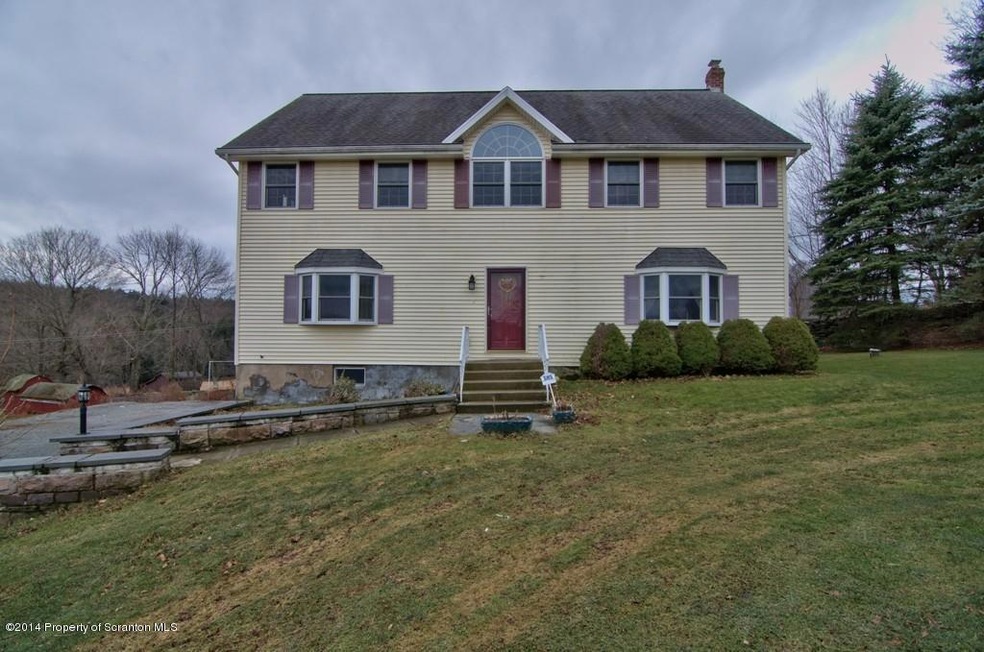 484 Craig Rd, North Abington Township, PA 18414 - photo 1