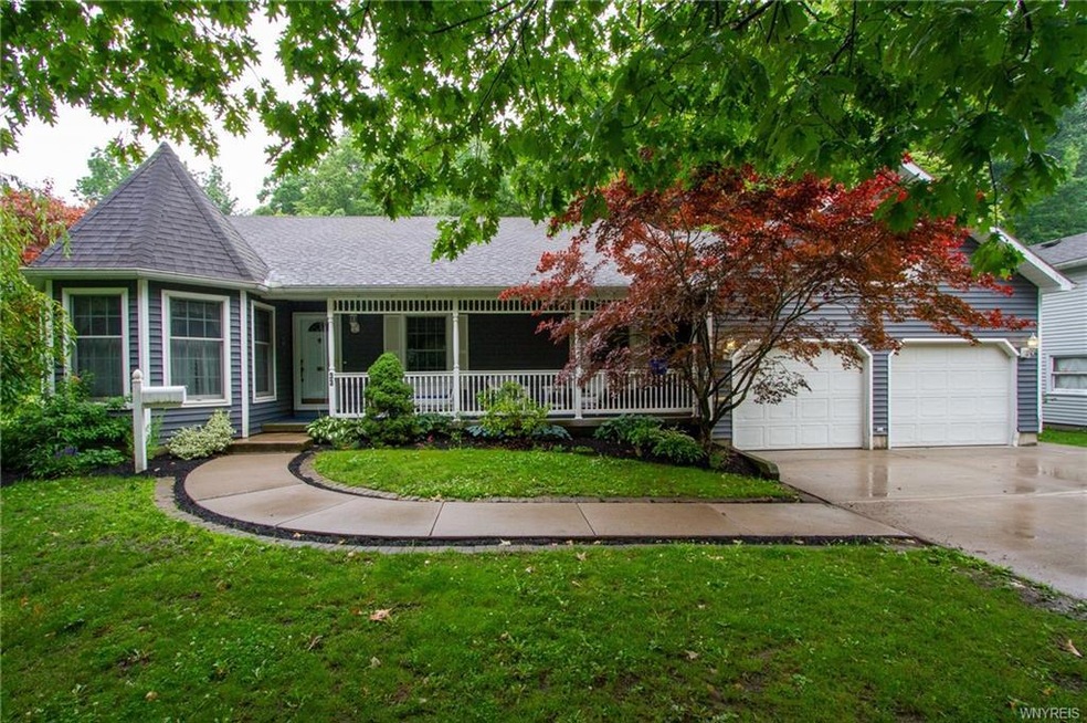 33 Brooklyn St, Akron, NY 14001 MLS B1482269