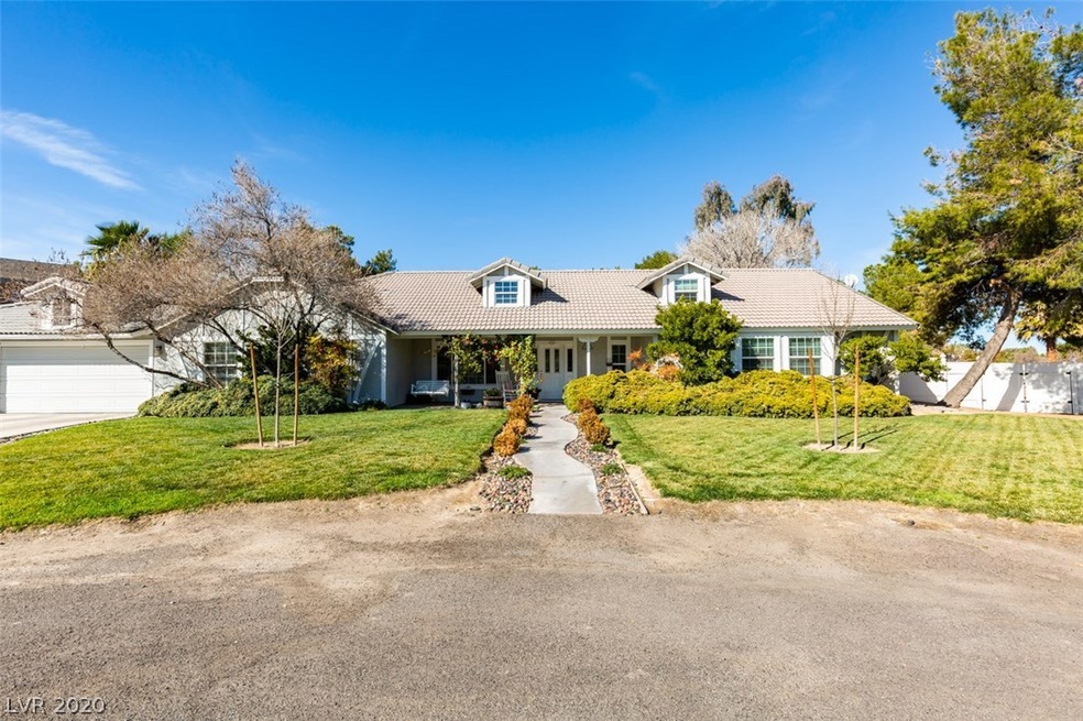 CURB APPEAL
