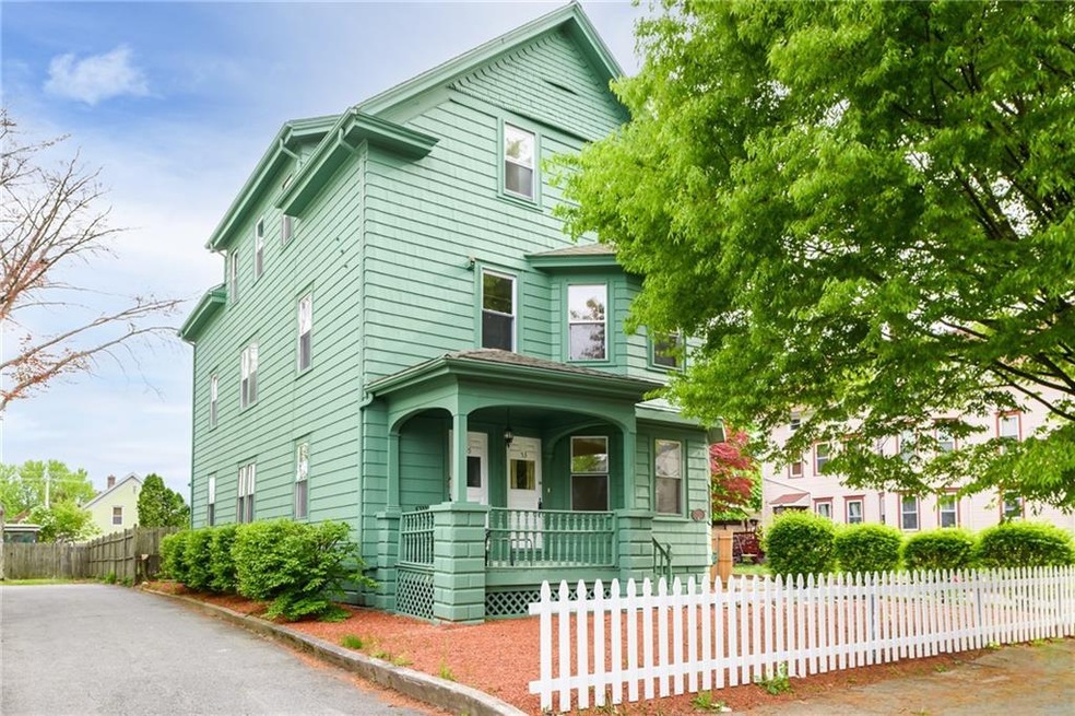 53 Potter St, Pawtucket, RI 02860 - photo 1
