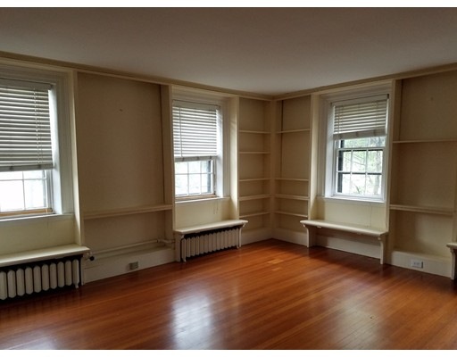 1A Garden Streer unit 1, Cambridge, MA 02138 - photo 1