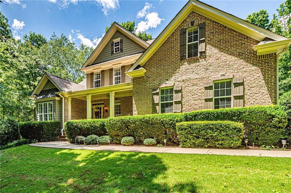 Sold $744,900 • Co-Listing Agent