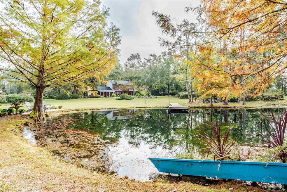 7821 Moncrief Ln, Pensacola, FL 32526 - photo 1