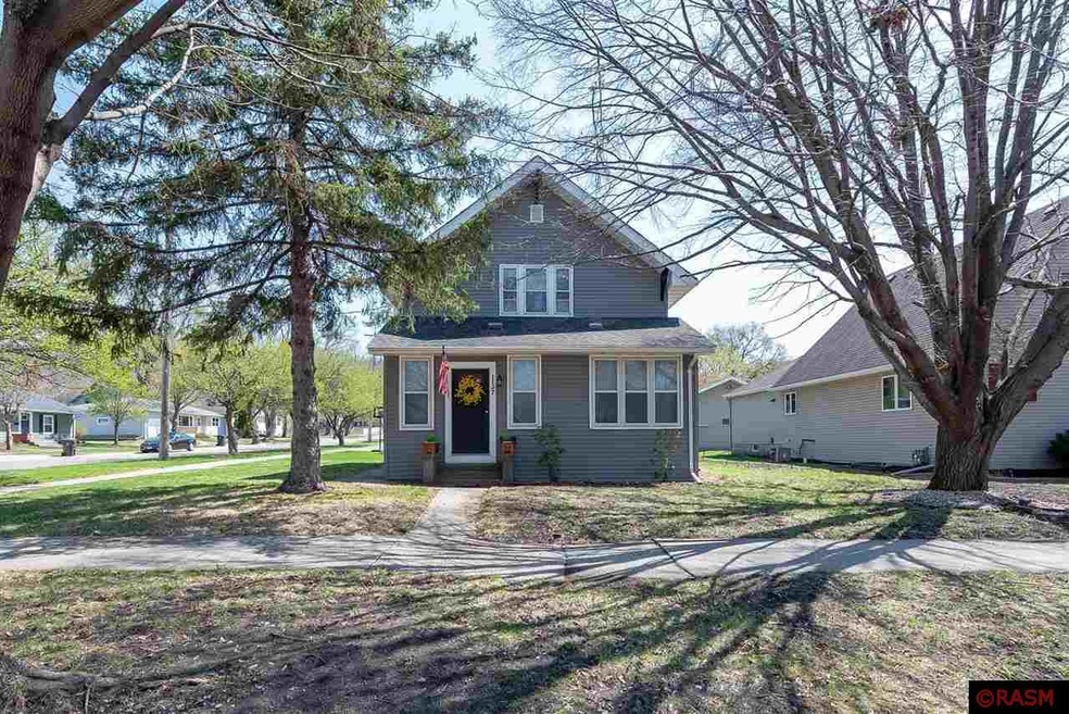 1127 1127 N 4th St, Mankato, MN 56001 - photo 1