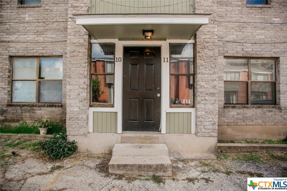 1221 W Hopkins St unit 11, San Marcos, TX 78666 - photo 1