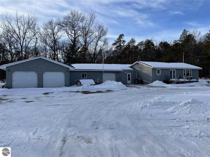 3663 Iargo Rd, Hale, MI 48739 - photo 1