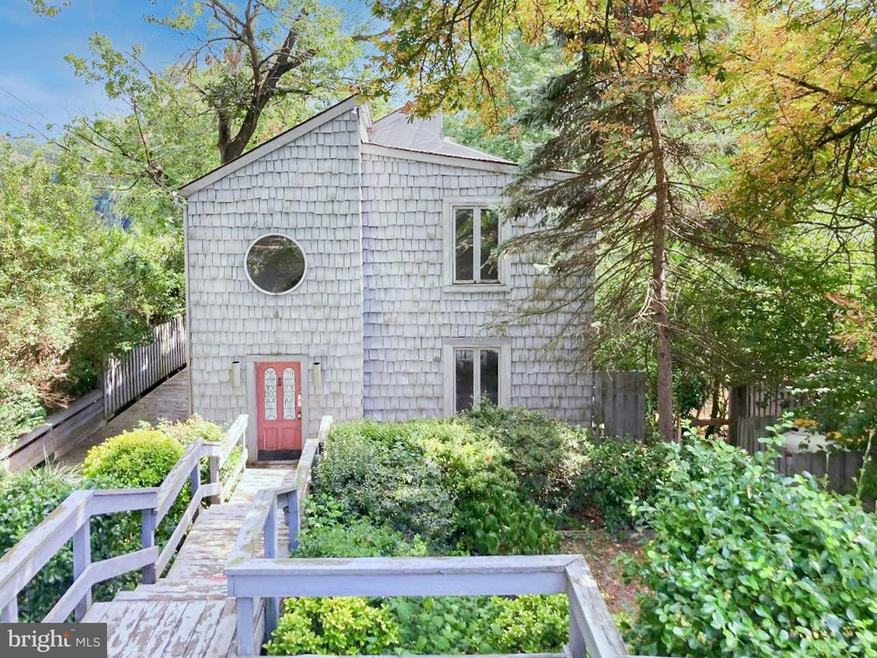 32 E Indian Ln, Norristown, PA 19403 - photo 1