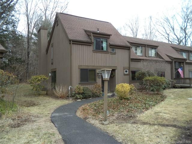 527A Heritage Village unit A, Southbury, CT 06488 - photo 1