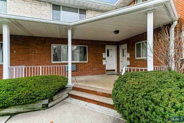 1319 Anderson Ave unit 19, Fort Lee, NJ 07024 - photo 1