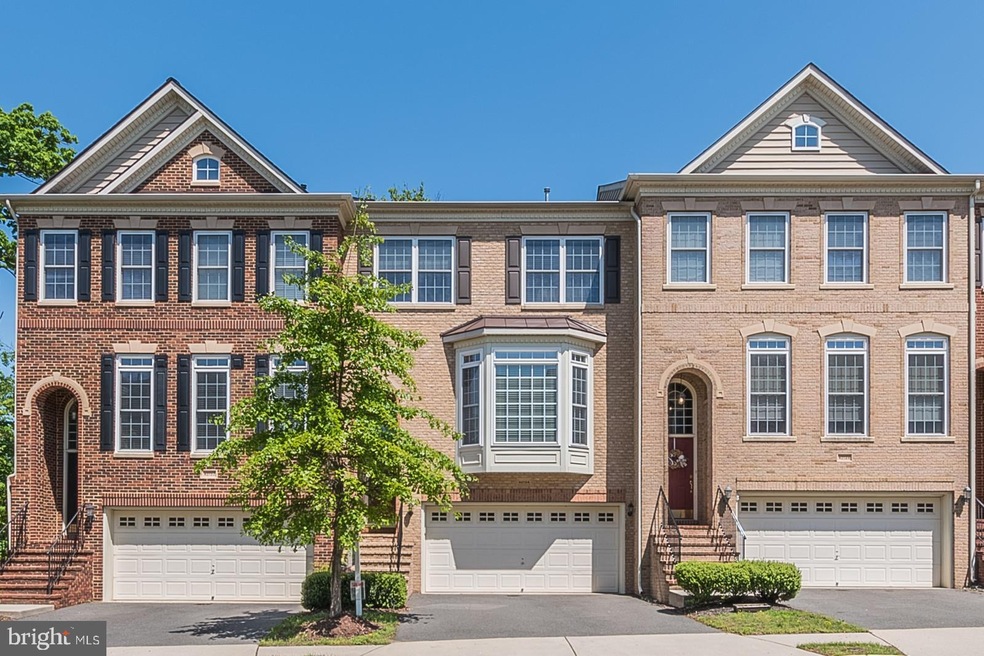 42134 Byrnes View Terrace, Aldie, VA 20105 - photo 1