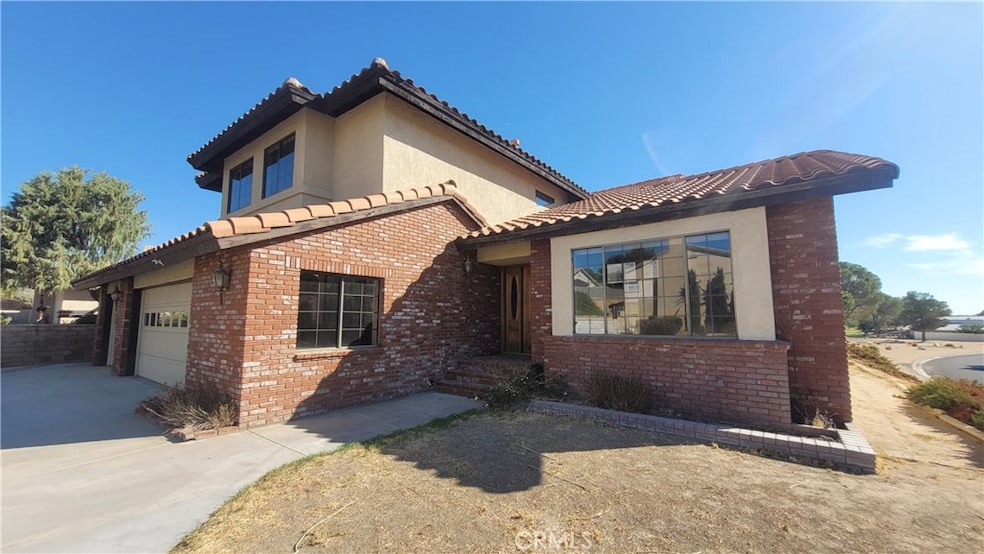 Pending $430,000 • Co-Listing Agent