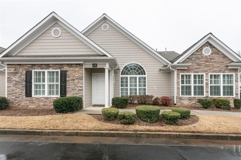 Immaculate ranch condo in quiet, gated community.