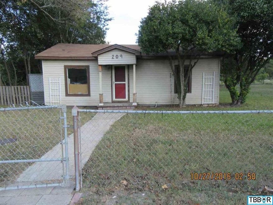 209 Cypress Ave, Troy, TX 76579 - photo 1