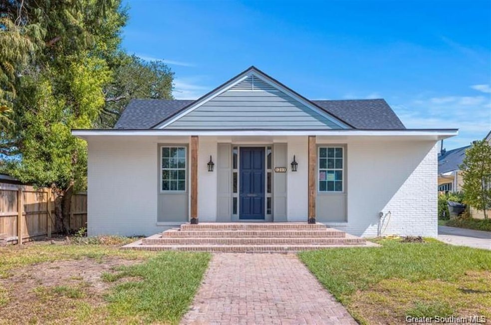 1213 9th St, Lake Charles, LA 70601 - photo 1
